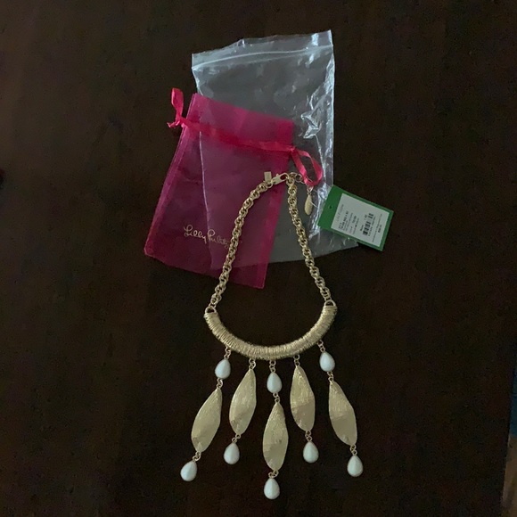 NWT Vintage Lilly Pulitzer She Shells necklace